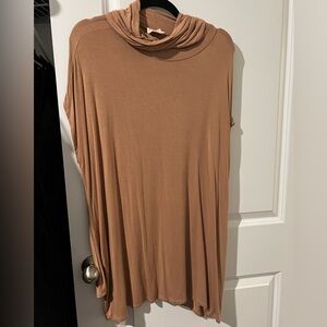 Before You Top Camel Mock Neck Size M